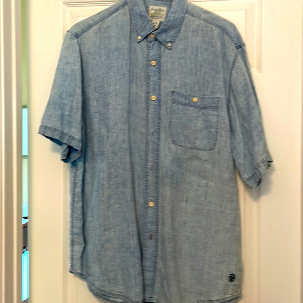 Mens short sleeve chambray button down (IndigoPalms).